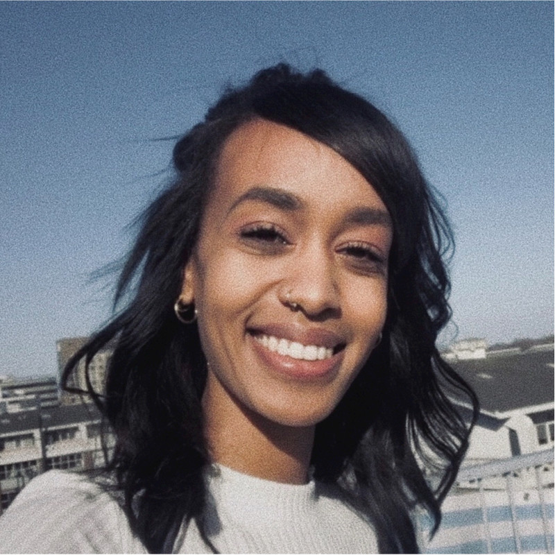 Portrait of Armana, Dutch-speaking recruiter in Malaga office