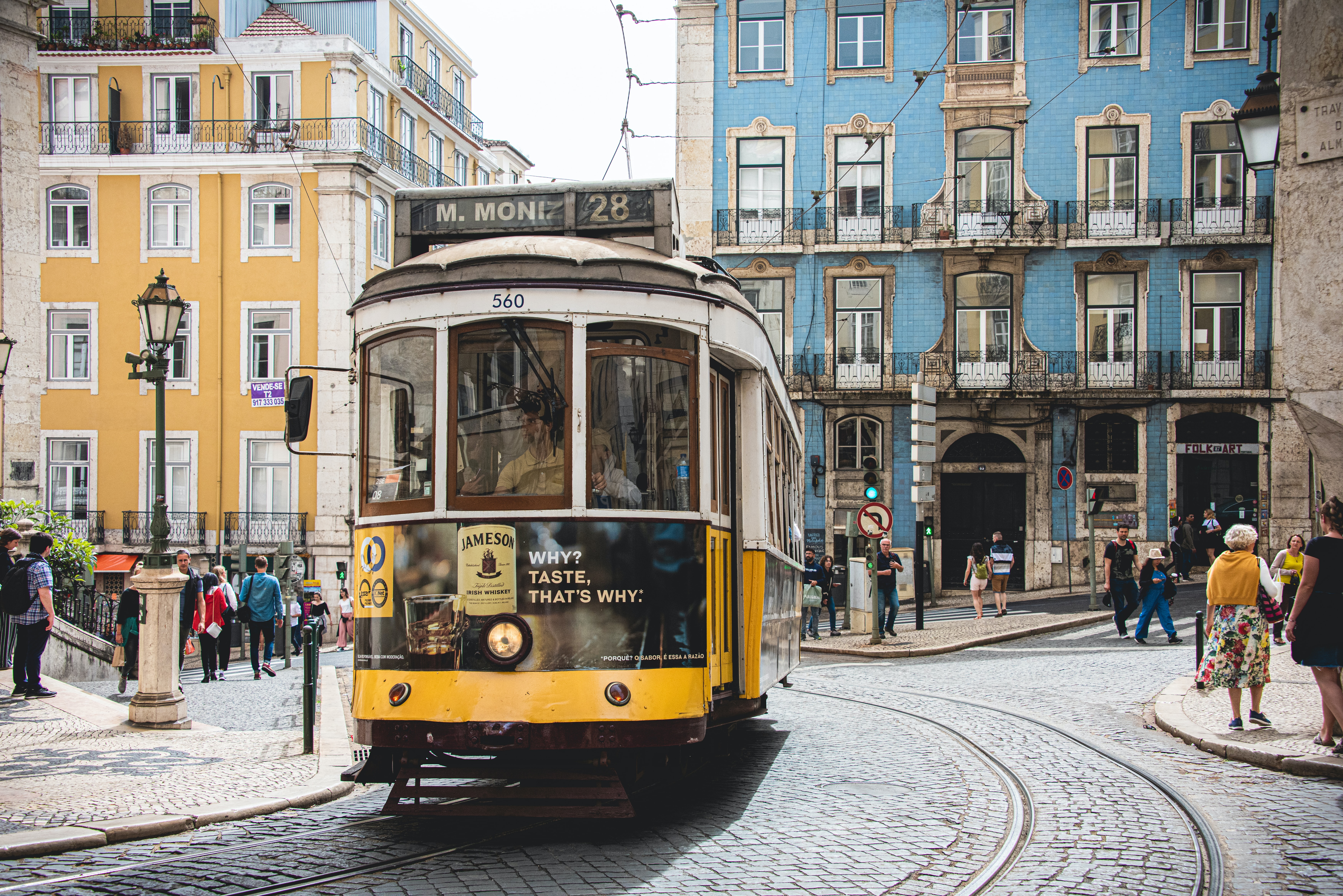 Planning to move to Lisbon? Explore our complete expat guide covering the local job market, cost of living, culture, lifestyle, and tips to make your relocation to Portugal smooth and enjoyable.